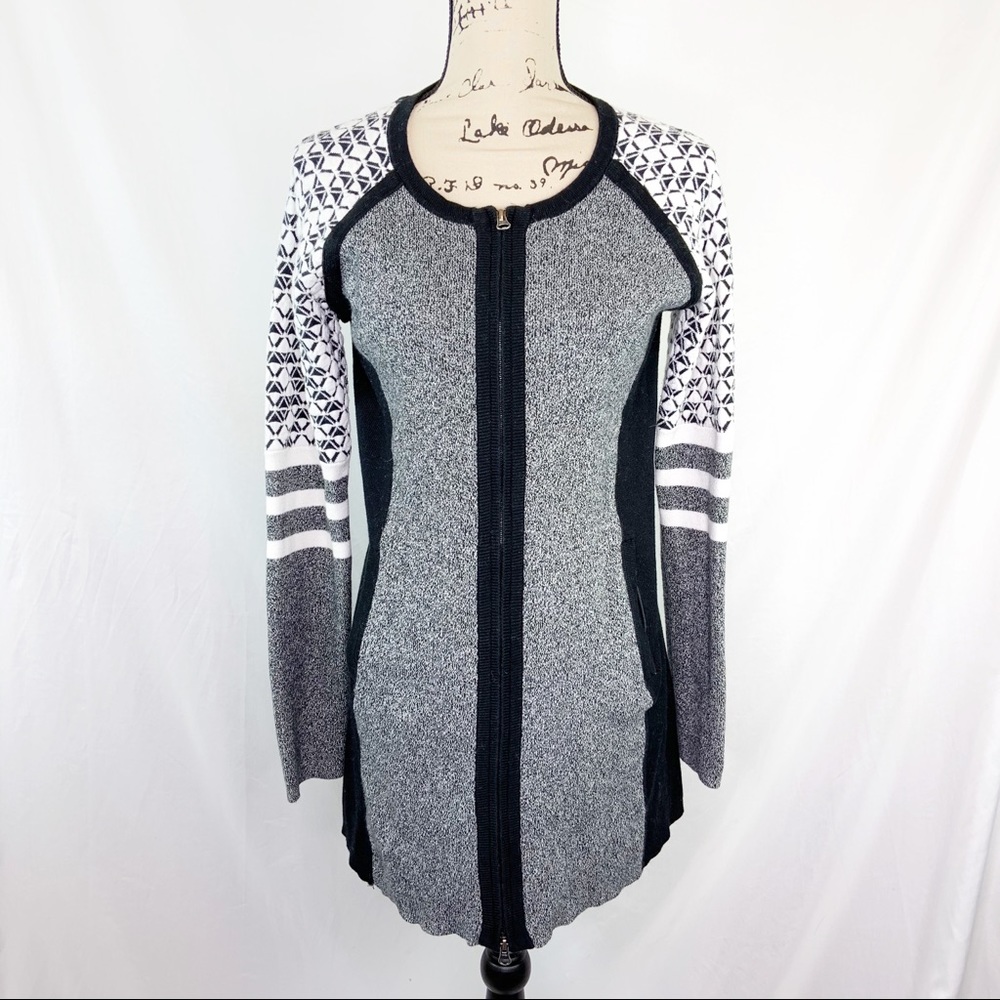 Title Nine Assassin Double Zip Tunic Dress M